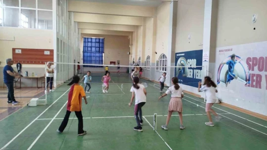 Minikler farklı spor branşlarını keşfediyor