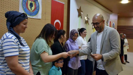 Miniklerin geri dönüşüm defilesi tam not aldı