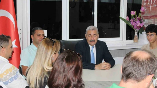 Müdür Özcan, il birincilerini ağırladı