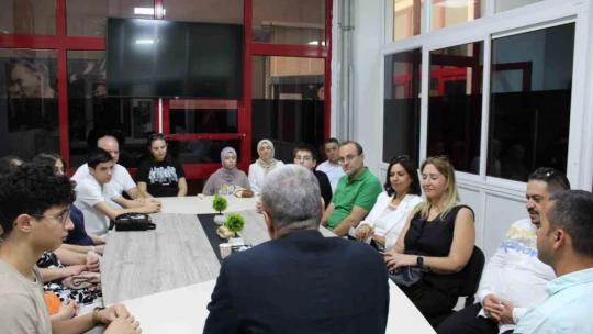 Müdür Özcan, il birincilerini ağırladı