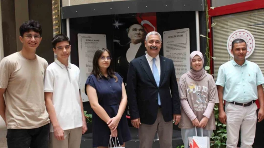 Müdür Özcan, il birincilerini ağırladı