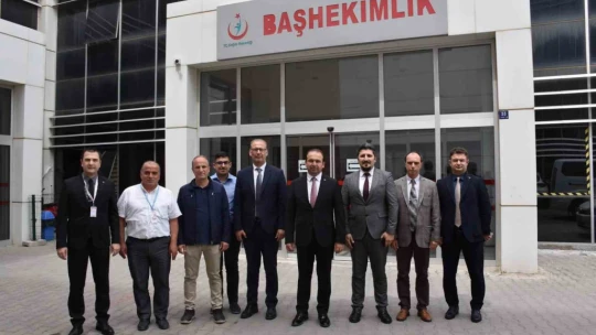 Müdür Şenkul, Kuşadası'nın sağlık hizmetlerini yerinde inceledi