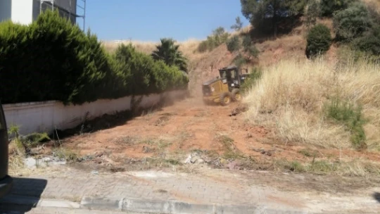 Muhtardan mahallede yangın tedbiri