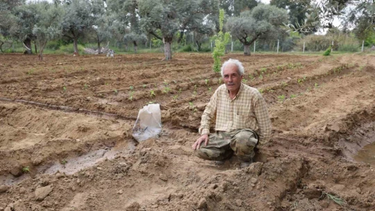 Mutluluğu toprakta buldular