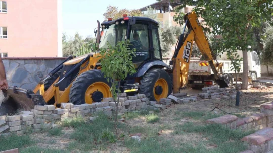 Nazilli Belediyesi altyapı sonrası deforme olan yolları yeniliyor