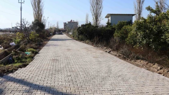 Nazilli Belediyesi Arslanlı'da yol çalışmalarını tamamladı