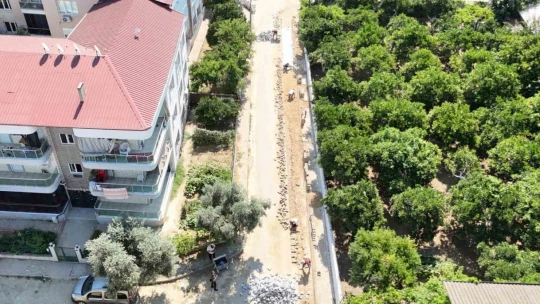 Nazilli Belediyesi bozuk yolları bakıma aldı