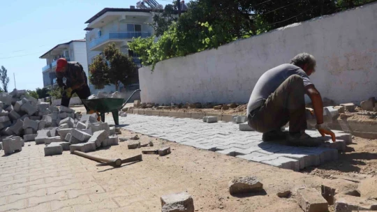 Nazilli Belediyesi bozuk yolları bakıma aldı