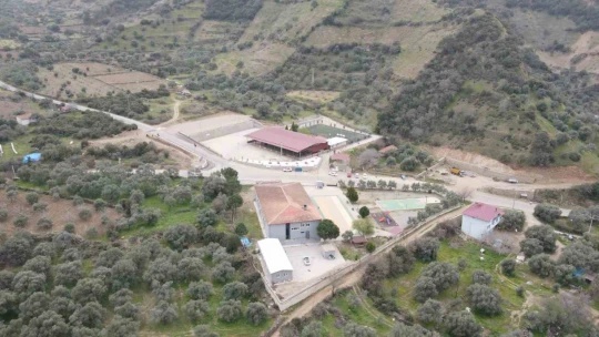 Nazilli Belediyesi Demirciler Mahallesi'ndeki yeni yol yapım çalışmalarını tamamladı