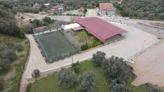 Nazilli Belediyesi Demirciler Mahallesi'ndeki yeni yol yapım çalışmalarını tamamladı
