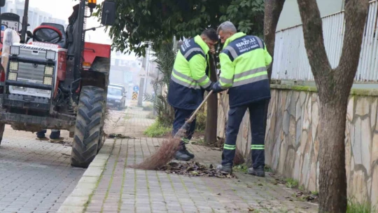 Nazilli Belediyesi ekipleri Dallıca'da temizlik çalışması gerçekleştirdi