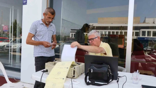 Nazilli Belediyesi mobil vezne aracı hizmetini sürdürüyor