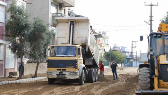 Nazilli Belediyesi'nden, 268 sokakta yol yenileme çalışması