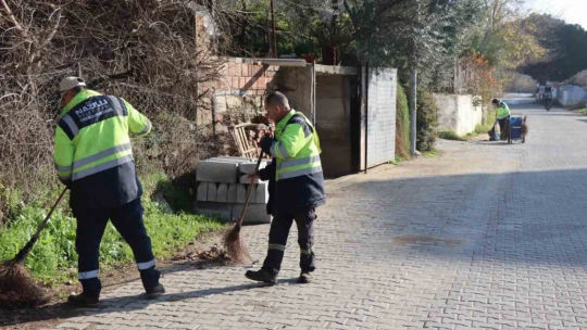 Nazilli Belediyesi'nden Ocaklı Mahallesi'nde kapsamlı temizlik çalışması