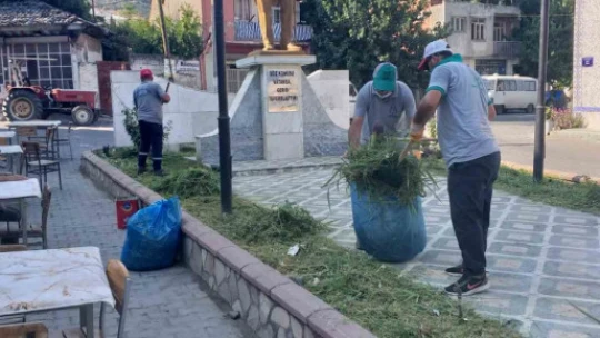 Nazilli Belediyesi'nden Pirlibey'de temizlik atağı