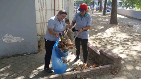 Nazilli Belediyesi'nden Sümer Mahallesi'nde bakım ve temizlik çalışması