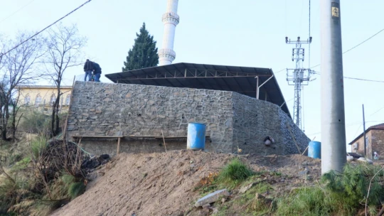 Nazilli Belediyesi'nin, Eycelli'deki istinat duvarını tamamladı