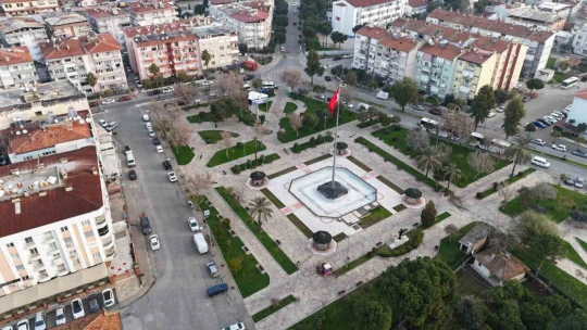Nazilli Belediyesi'nin temizlik çalışmaları sürüyor