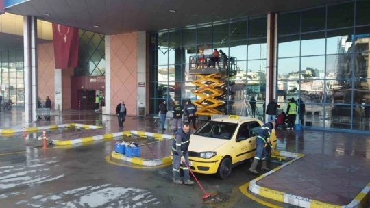 Nazilli Belediyesi Temizli İşleri Müdürlüğü çalışmalarını sürdürüyor