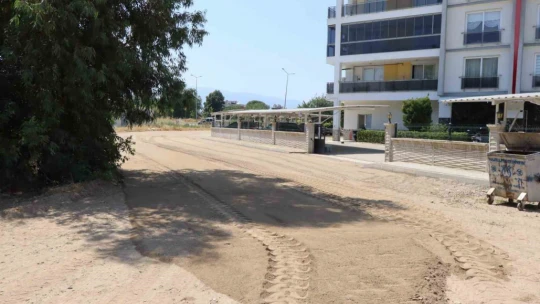 Nazilli Belediyesi vatandaşların taleplerini yerine getiriyor