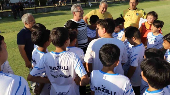 Nazilli Belediyesi Yaz Futbol Okulu faaliyete başladı