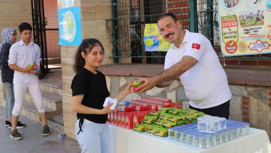 Nazilli Belediyesi YKS'de öğrencileri yalnız bırakmadı