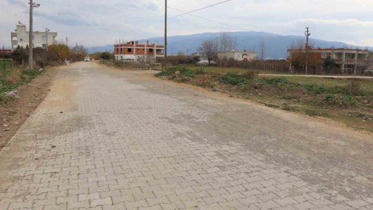 Nazilli Belediyesi yol çalışmalarına aralıksız devam ediyor