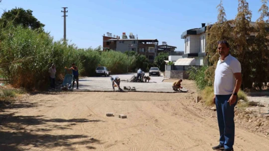 Nazilli Belediyesi yol yapım çalışmalarına devam ediyor