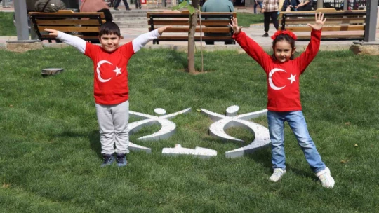 Nazilli Cumhuriyet Meydanı yenilendi