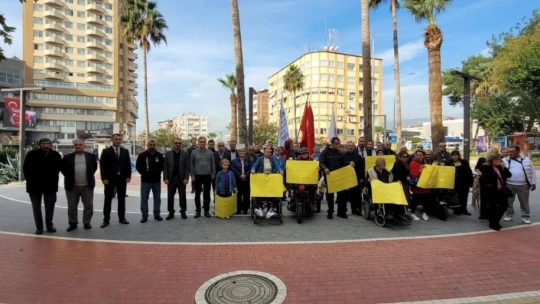 Nazilli'de 'Gazze'de engelli' olmaya dikkat çekildi