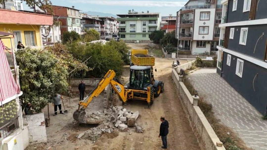 Nazilli'de 2024 yılı için planlanan yol çalışmaları bir bir tamamlanıyor