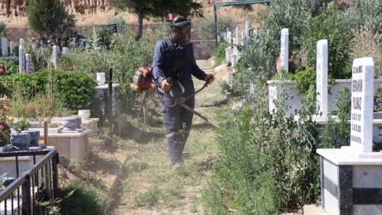 Nazilli'de bayram temizliği başladı