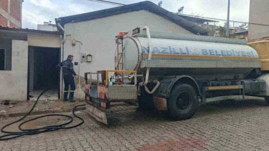 Nazilli'de çöp ev yedinci kez temizlendi