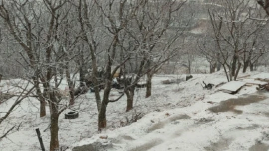 Nazilli'de dağ köyleri beyaza büründü