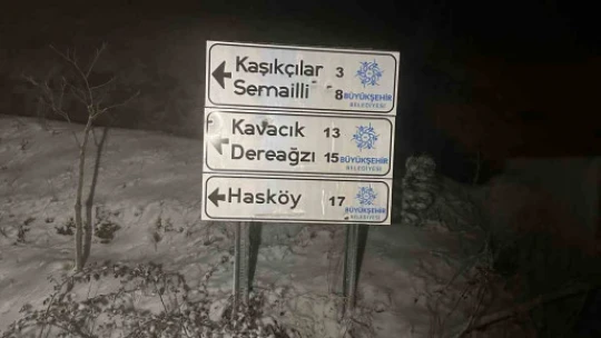 Nazilli'de dağ köyleri beyaza büründü