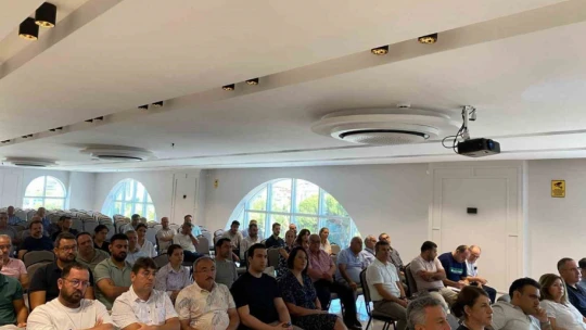 Nazilli'de kuru incir depoculuk sektörü masaya yatırıldı