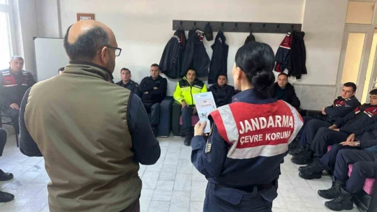 Nazilli'de Milli Parklar Müdürlüğü'nden jandarmaya mevzuat eğitimi