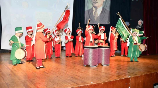 Nazilli'de miniklerden yıl sonu programı