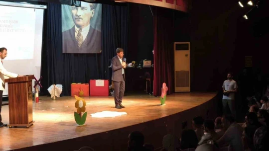 Nazilli'de miniklerden yıl sonu programı