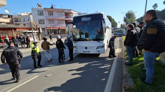 Nazilli'de otobüs motosiklete çarptı: 1 ölü