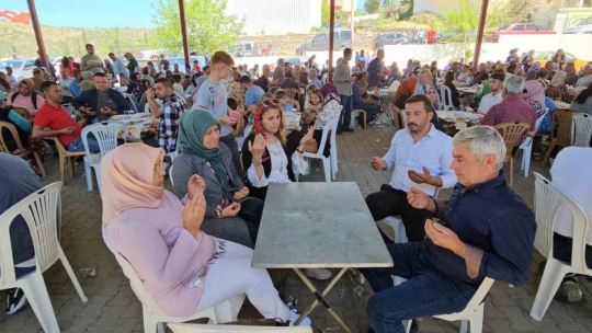 Nazilli'de vatandaşlar hayır ve yağmur duasında buluştu