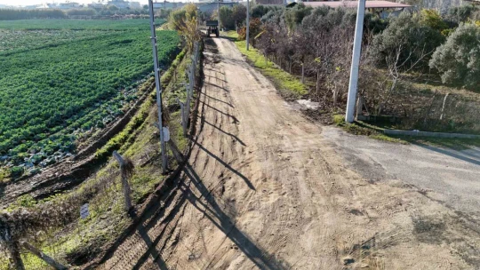 Nazilli'de yağmurlama hattı çalışmaları sürüyor