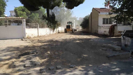 Nazilli'de yeni yol açma çalışmaları sürüyor