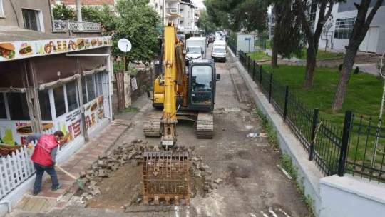 Nazilli'de yol çalışmaları aralıksız sürüyor