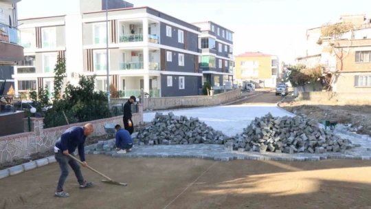 Nazilli'de yol çalışmaları devam ediyor