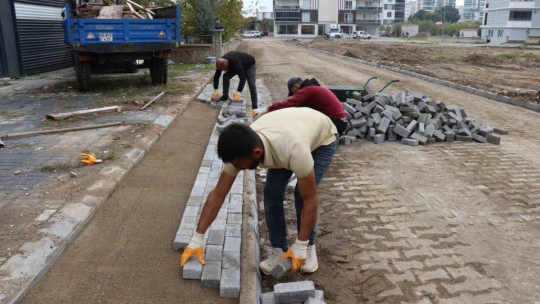 Nazilli'de yol çalışmaları devam ediyor
