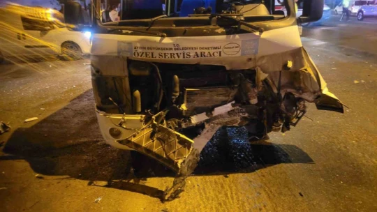 Nazilli'de zincirleme trafik kazası: 6 yaralı