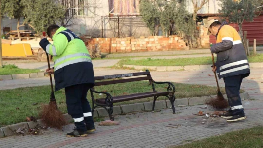 Nazilli'deki mahallelerde temizlik çalışması sürüyor