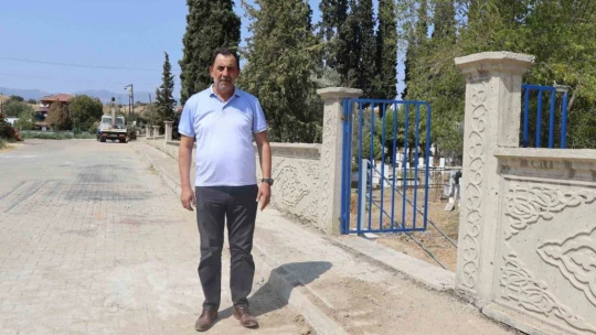 Nazilli'deki mezarlıklarda bakım ve temizlik çalışmalarını sürdürüyor