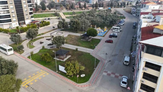 Nazilli'deki yeşil alanlarda temizlik ve bakım çalışması sürüyor